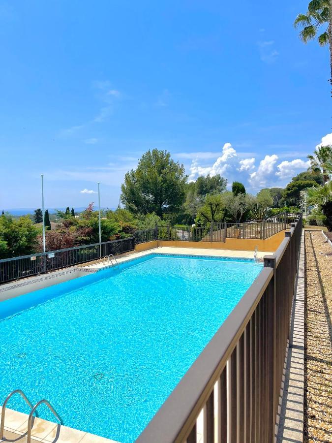 Appartement Vue Exceptionnelle Saint-Raphael  Exterior photo